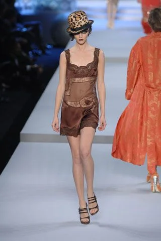 Look 28